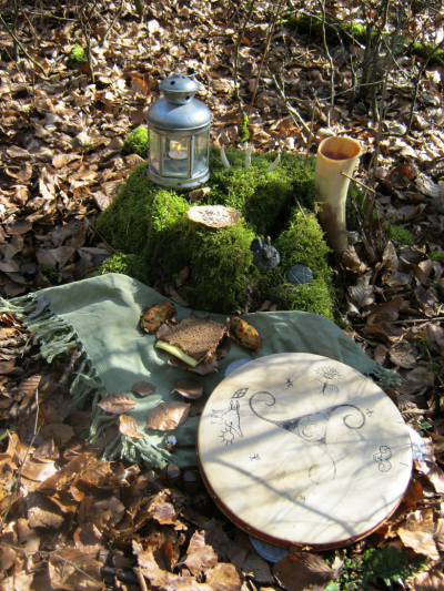 Ostara-Altar Bild 1